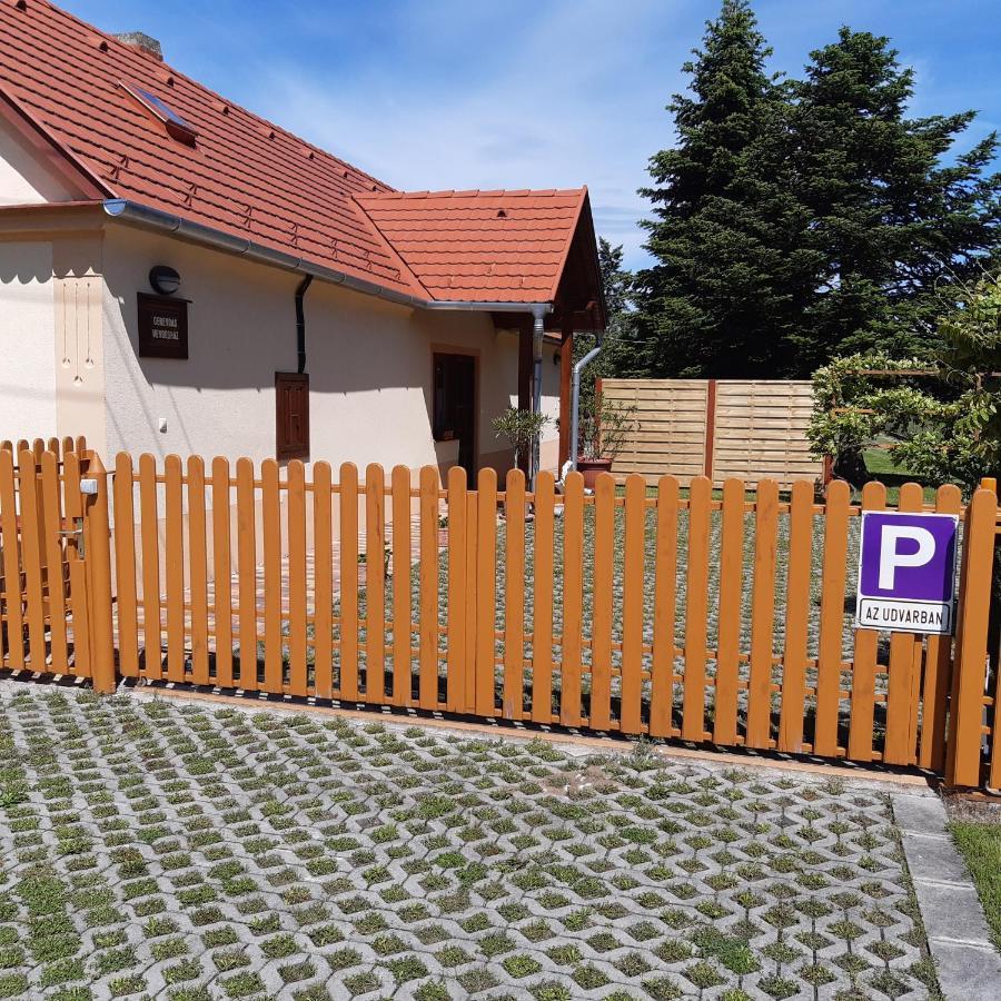 Gerendas Vendeghaz Sotony Екстер'єр фото